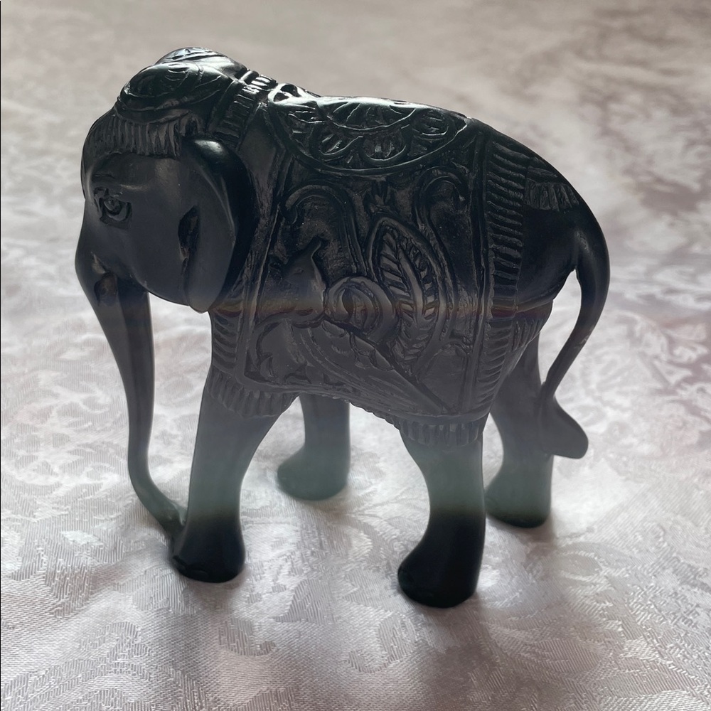 Intricately Black Marble Carved Elephant Figurine.  6x6x3” - Picture 3 of 8